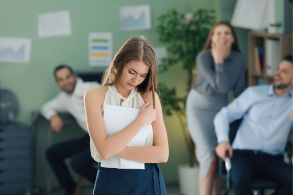 Cómo identificar acoso laboral en el trabajo